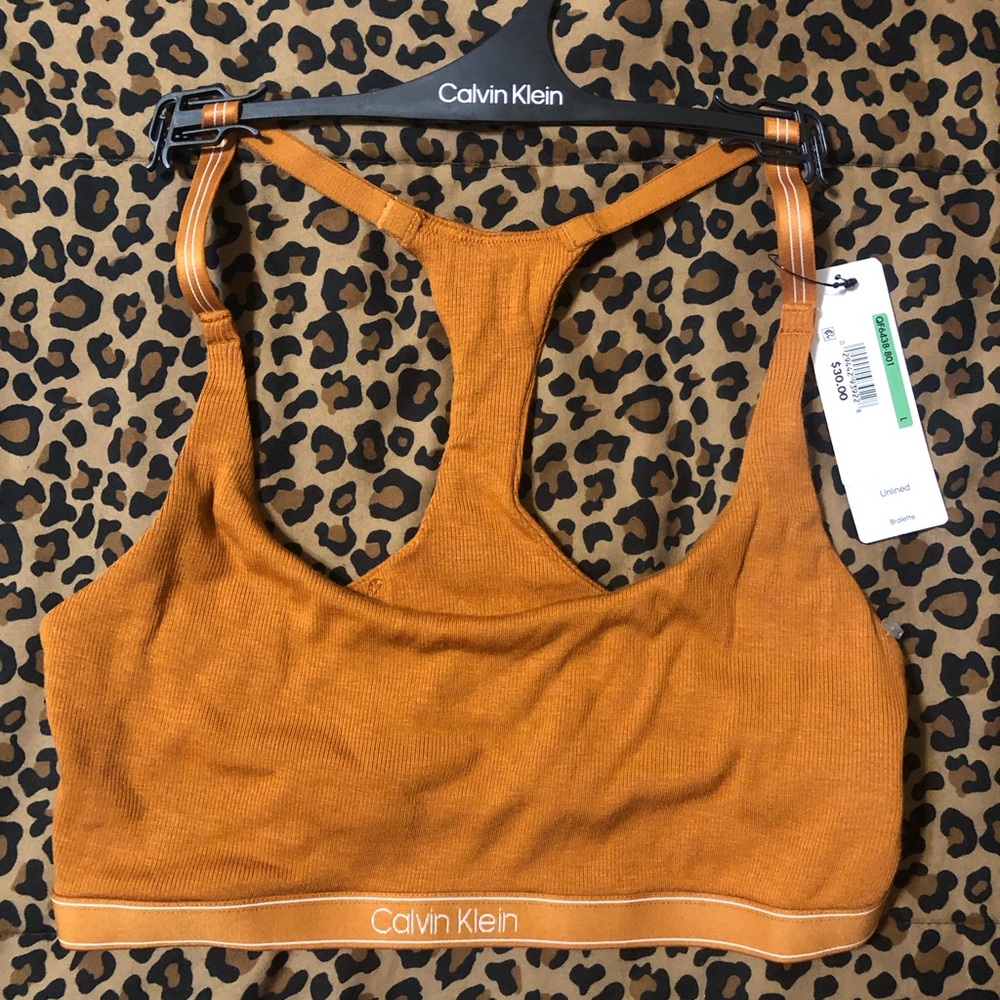 Calvin Klein Set, New - Picture 2 of 3